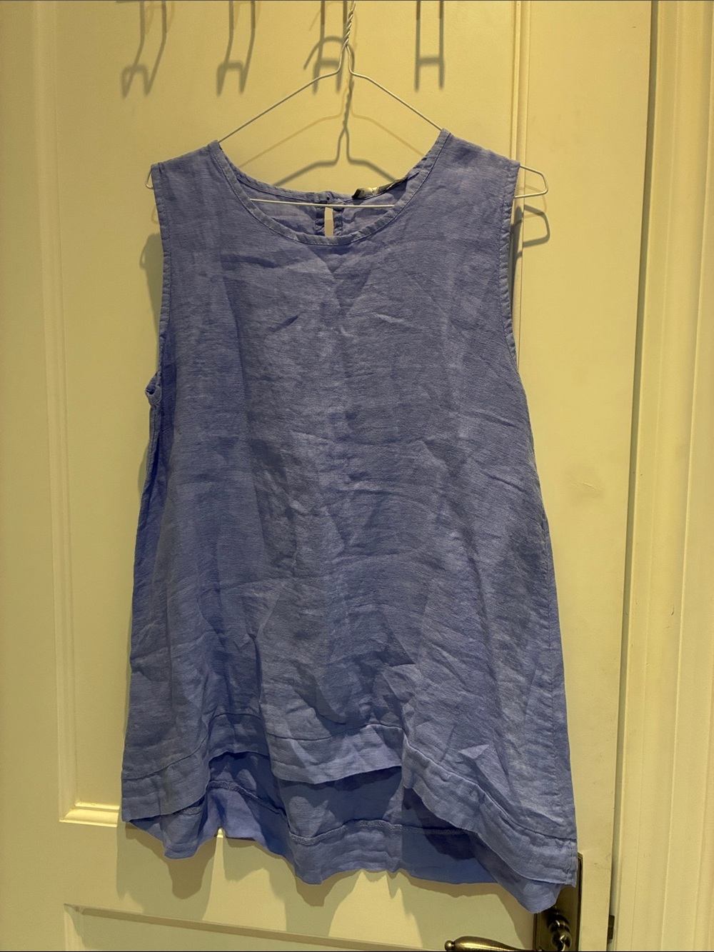 Relaxed Sleeveless Linen-Blend Tank Top in Periwinkle